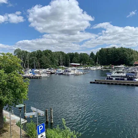 Studio-apartment Mit Balkon In Plau Am Fusslaeufig Zum Und Zur Altstadt Διαμέρισμα